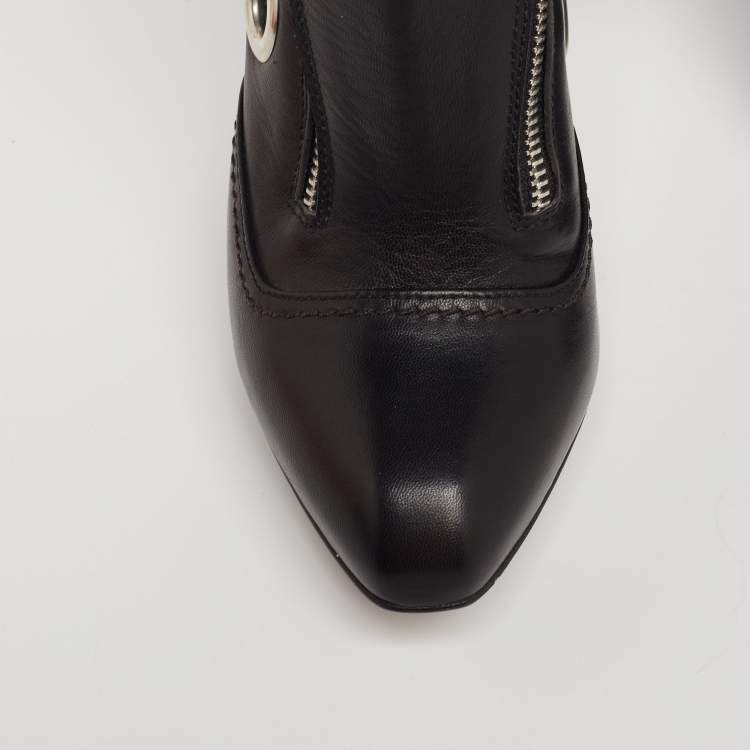 Pre Owned Alexander McQueen Black Leather Eyelet Detail Ankle Booties Size 37