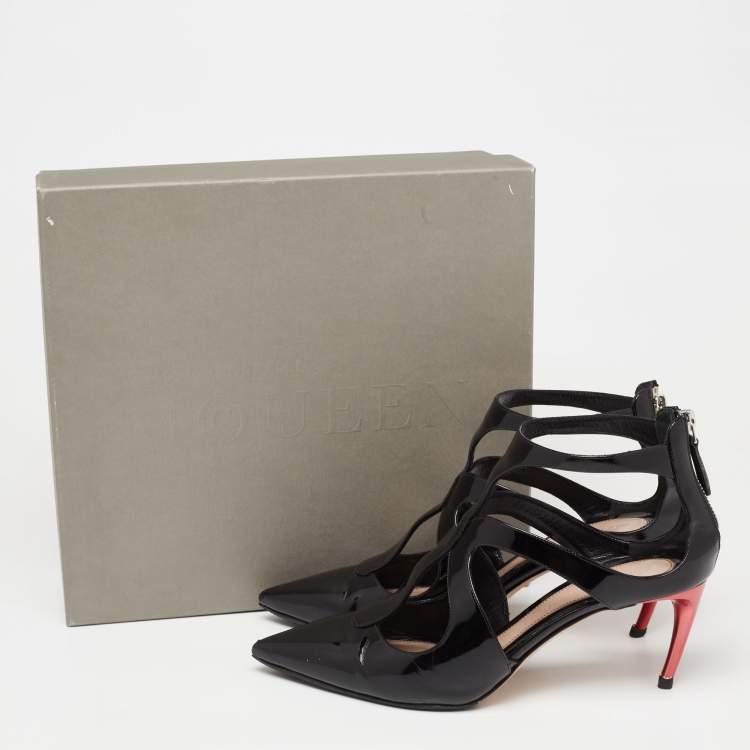 Pre Owned Alexander McQueen Black Caged Pointed Toe Sandals Size 39