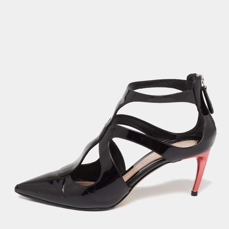 Pre Owned Alexander McQueen Black Caged Pointed Toe Sandals Size 39