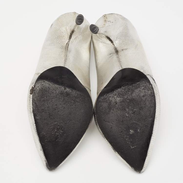 Pre Owned Alexander McQueen Silver Lizard Embossed Leather Peep-Toe Pumps Size 37.5
