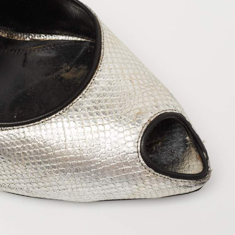 Pre Owned Alexander McQueen Silver Lizard Embossed Leather Peep-Toe Pumps Size 37.5
