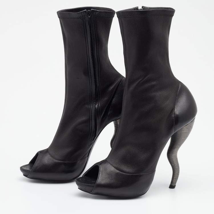 Pre Owned Alexander McQueen Black Leather Peep Toe Boots Size 39