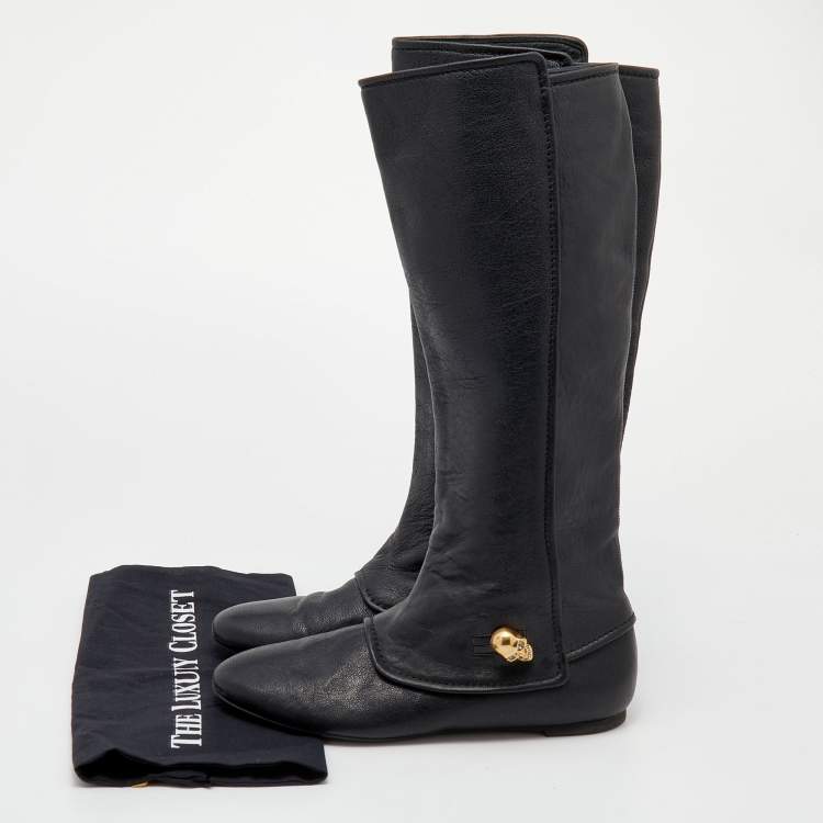 Pre Owned Alexander McQueen Black Leather Skull Charm Knee Length Boots Size 38.5