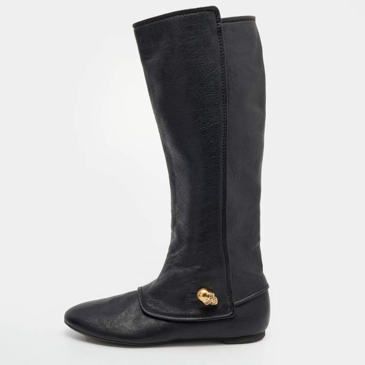 Pre Owned Alexander McQueen Black Leather Skull Charm Knee Length Boots Size 38.5
