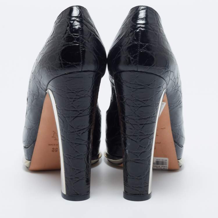 Pre Owned Alexander McQueen Black Croc Embossed Leather Platform Pumps Size 39