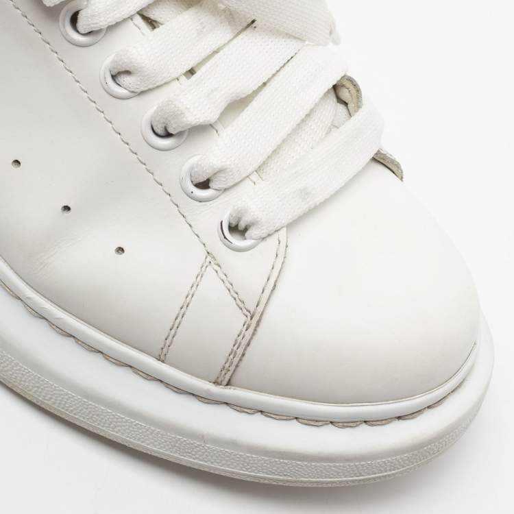 Pre Owned Alexander McQueen Metallic/White Leather Oversized Sneakers Size 39