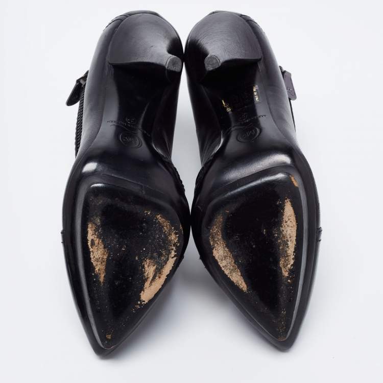 مملوكة مسبقًا Alexander McQueen Black Leather Zipper Detail Ankle Booties Size 38