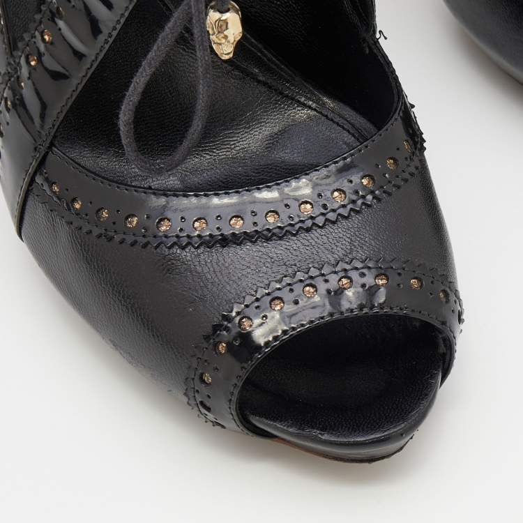 Pre Owned Alexander McQueen Black Leather Brogue Trim Cut Out Platform Peep Toe Pumps Size 41
