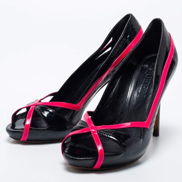 Pre Owned Alexander McQueen Black/Pink Patent Leather Open Toe Platform Pumps Size 37