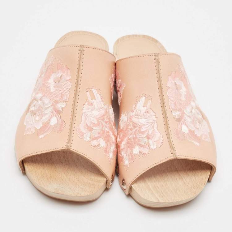 Pre Owned Alexander McQueen Peach Leather Embroidered Wooden Clogs Size 37.5