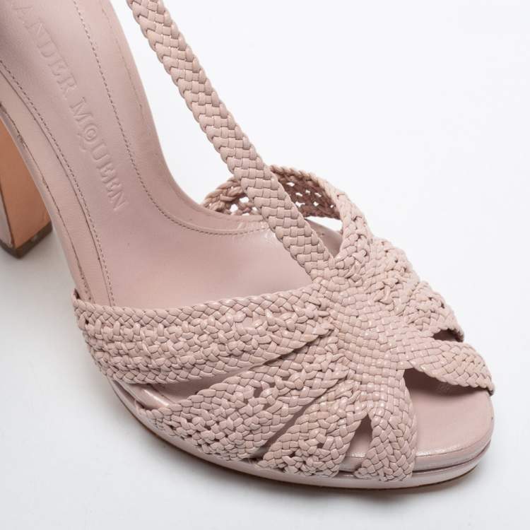 مملوكة مسبقًا Alexander McQueen Pink Woven Leather T-Bar Ankle Strap Sandals Size 37