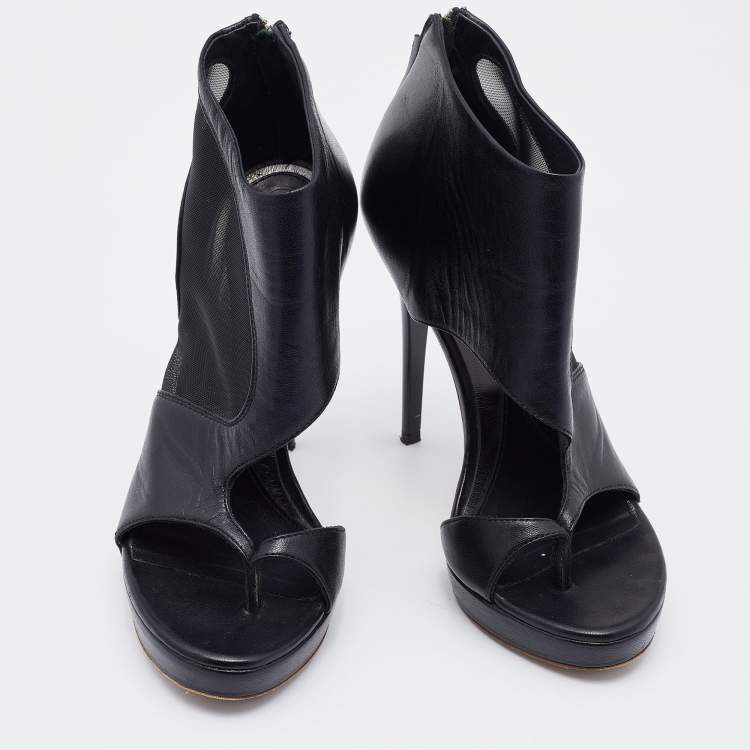 Pre Owned Alexander McQueen Black Leather and Mesh Toe Ring Booties Size 37 