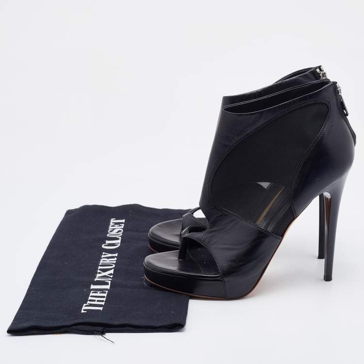 Pre Owned Alexander McQueen Black Leather and Mesh Toe Ring Booties Size 37 