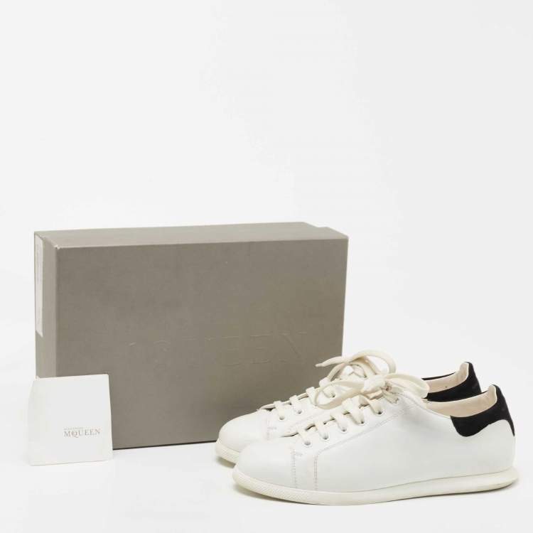 Pre Owned Alexander McQueen White Leather Low Top Sneakers Size 39.5 