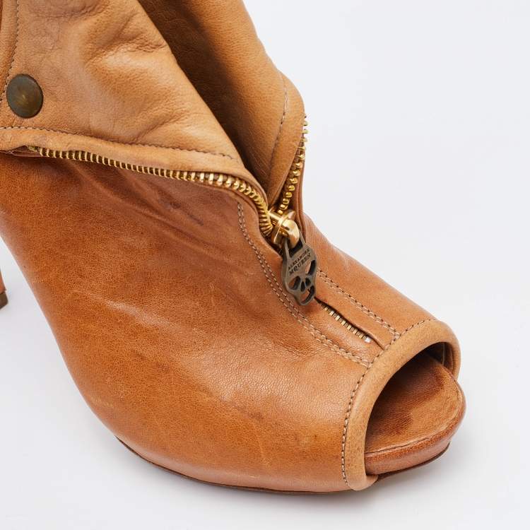 Pre Owned Alexander McQueen Brown Leather Faithful Skull Peep Toe Platform Booties Size 38.5