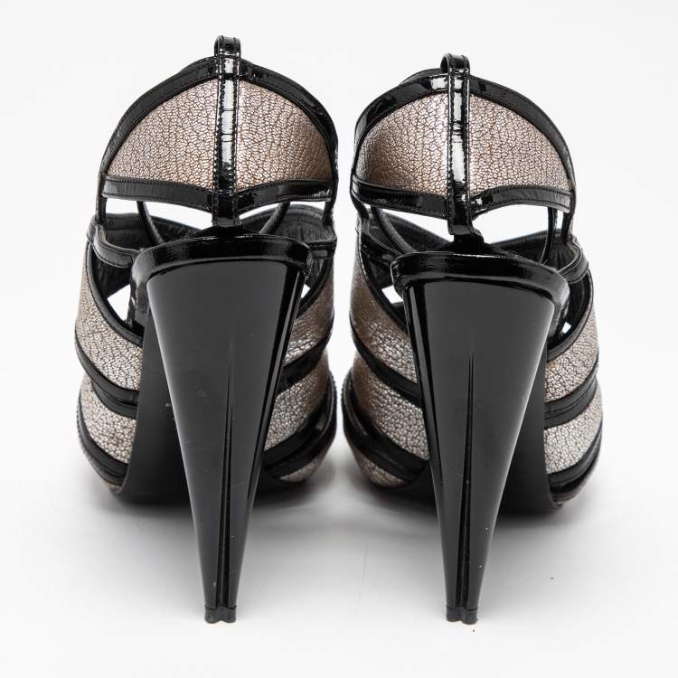 Pre Owned Alexander McQueen Black/Silver Leather and Patent Ankle Strap Sandals Size 35.5