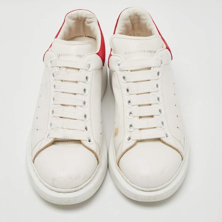 مملوكة مسبقًا Alexander McQueen White Leather Oversized Sneakers Size 37.5