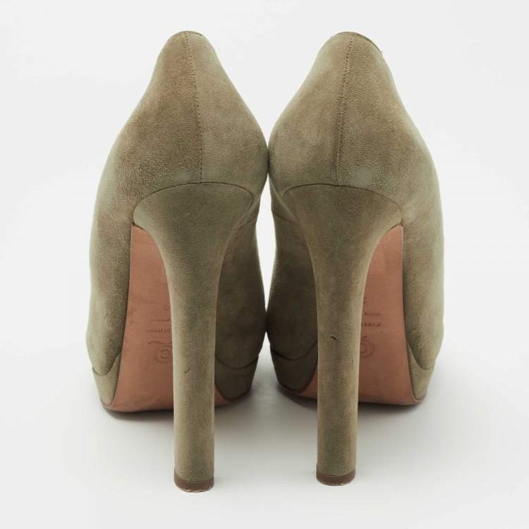مملوكة مسبقًا Alexander McQueen Green Suede Skull Peep Toe Pumps Size 39