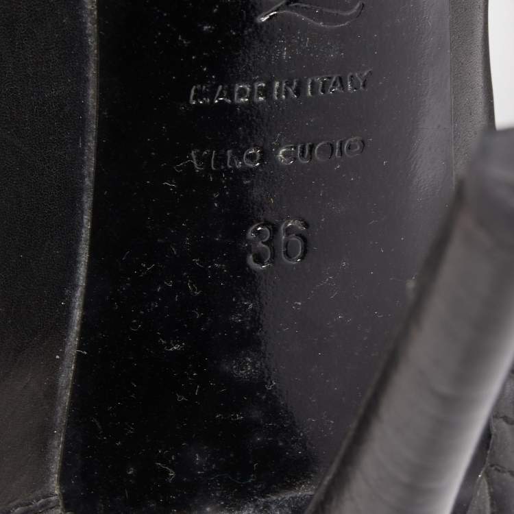 Pre Owned Alexander McQueen Black Leather and Fur Ankle Boots Size 36