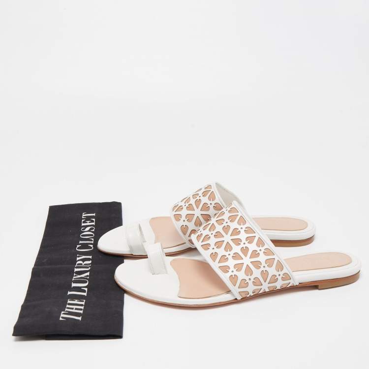 Pre Owned Alexander McQueen White/Beige Laser Cut  Leather and Suede Toe Ring Flat Sandals Size 38.5