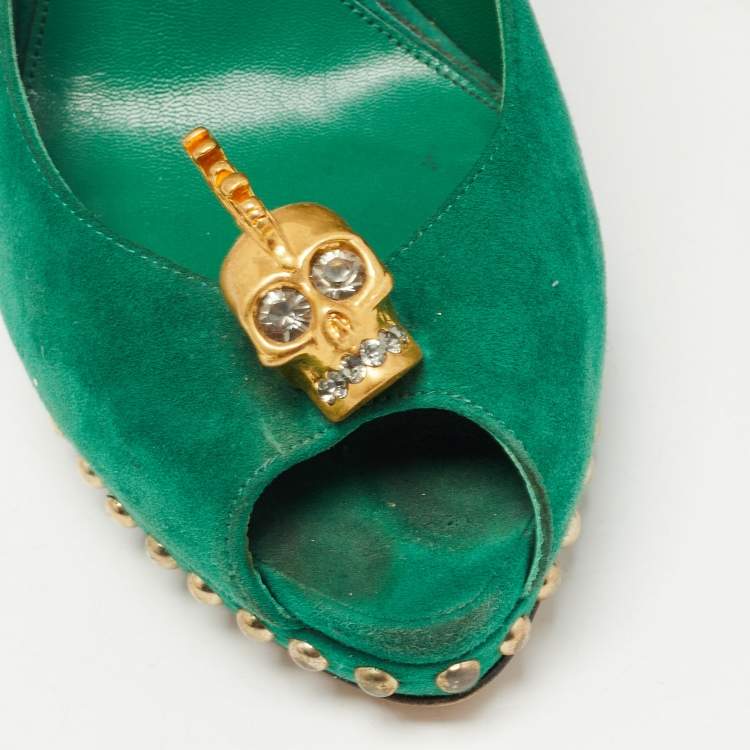 Pre Owned Alexander McQueen Green Suede Crystal Embellished Skull Studded Platform Peep Toe Pumps Size 41