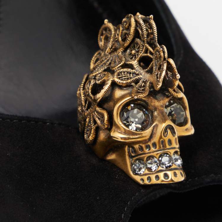 Pre Owned Alexander McQueen Black Suede Crystal Embellished Skull Peep Toe Platform Pumps Size 39