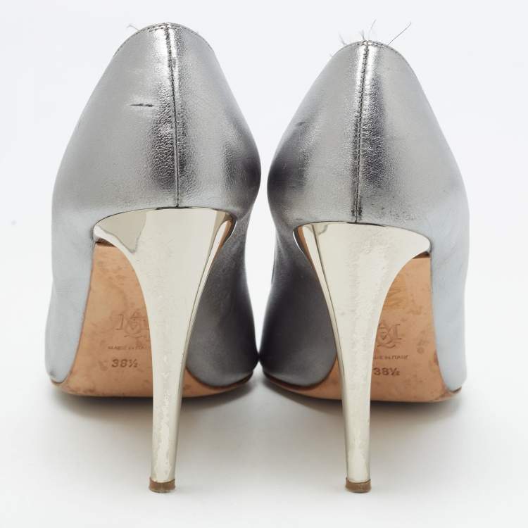 Pre Owned Alexander McQueen Metallic Leather Pointed Toe Pumps Size 38.5