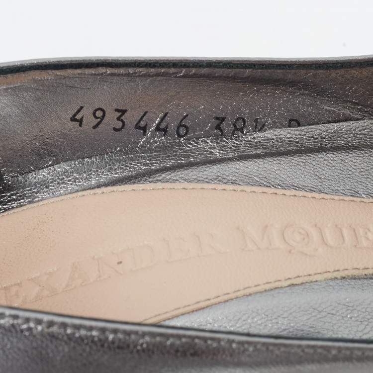 Pre Owned Alexander McQueen Metallic Leather Pointed Toe Pumps Size 38.5