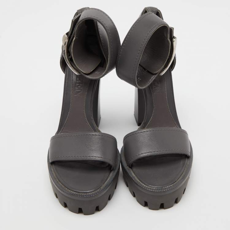 Pre Owned Alexander McQueen Grey Leather Ankle Strap Platform Sandals Size 38