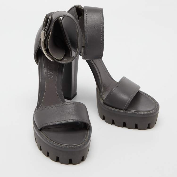Pre Owned Alexander McQueen Grey Leather Ankle Strap Platform Sandals Size 38