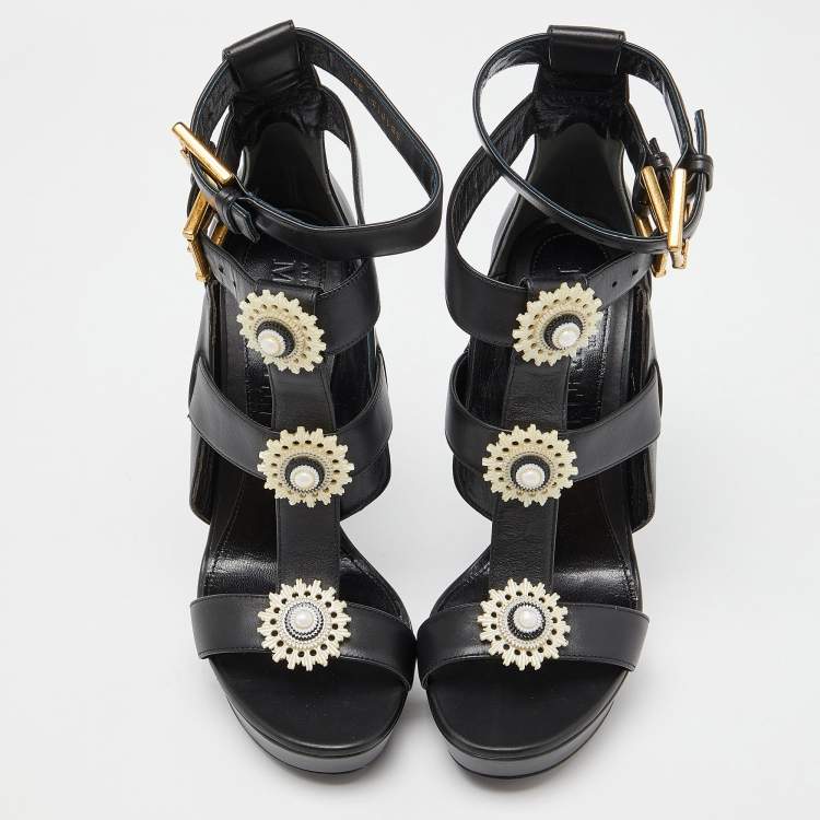 Pre Owned Alexander McQueen Black Leather Strappy Platform Sandals Size 38.5