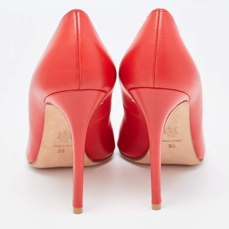 Pre Owned Alexander McQueen Red Leather Pointed Toe Pumps Size 38