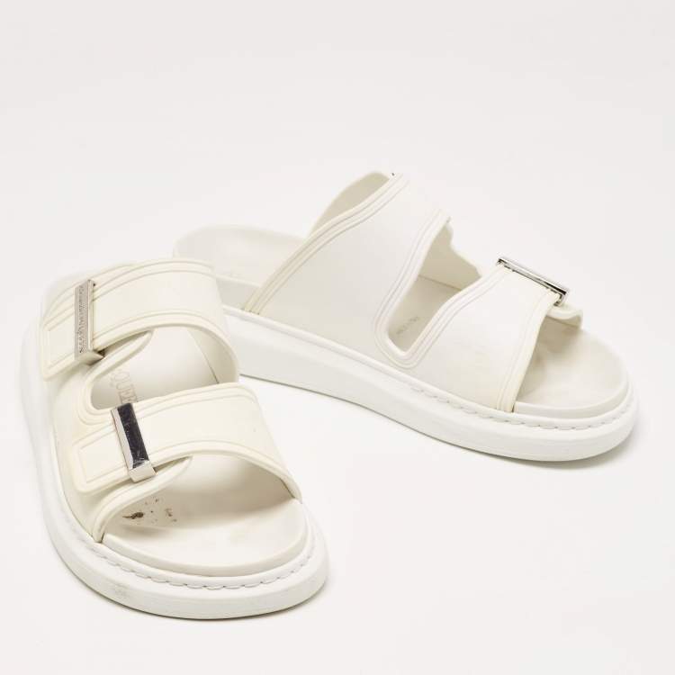 Pre Owned Alexander McQueen White Rubber Birke Buckle Slide Flats Size 38.5 