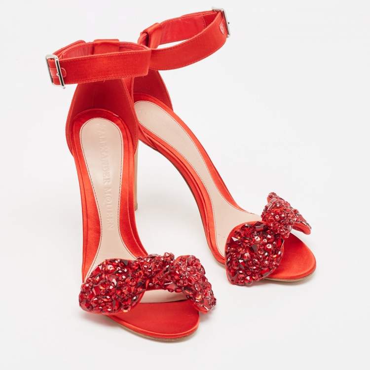 Pre Owned Alexander McQueen Red Satin Embellished Jewel Bow Ankle Strap Sandals Size 37