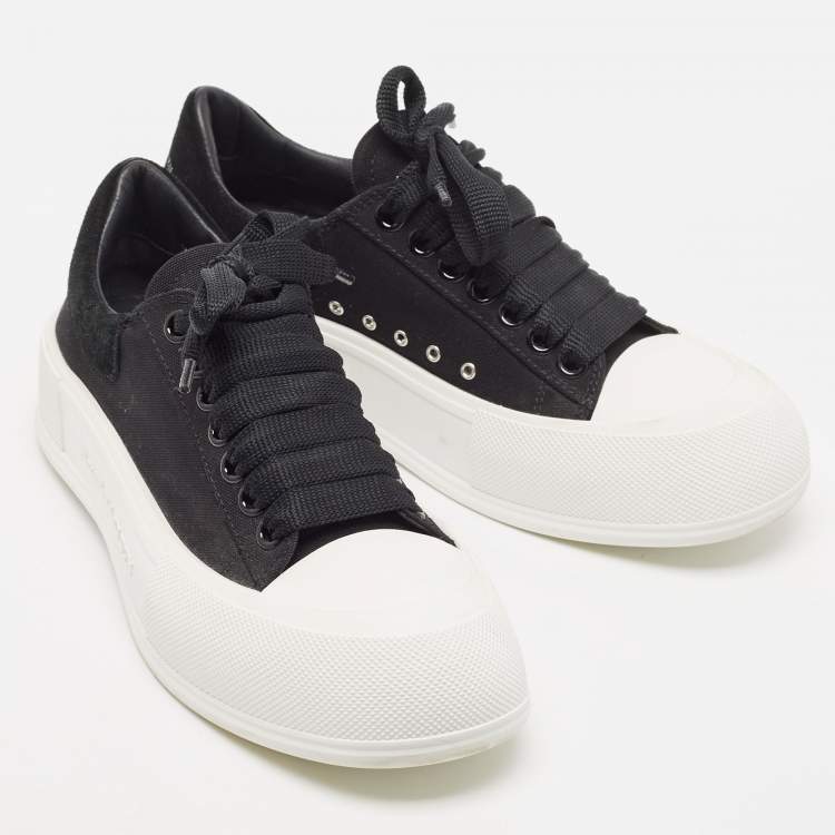 Pre Owned Alexander McQueen Black/White Canvas Deck Lace Up Plimsoll Sneakers Size 39