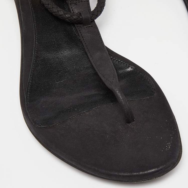 Pre Owned Alexander McQueen Black Leather Skull Embellished Thong Flat Sandals Size 37