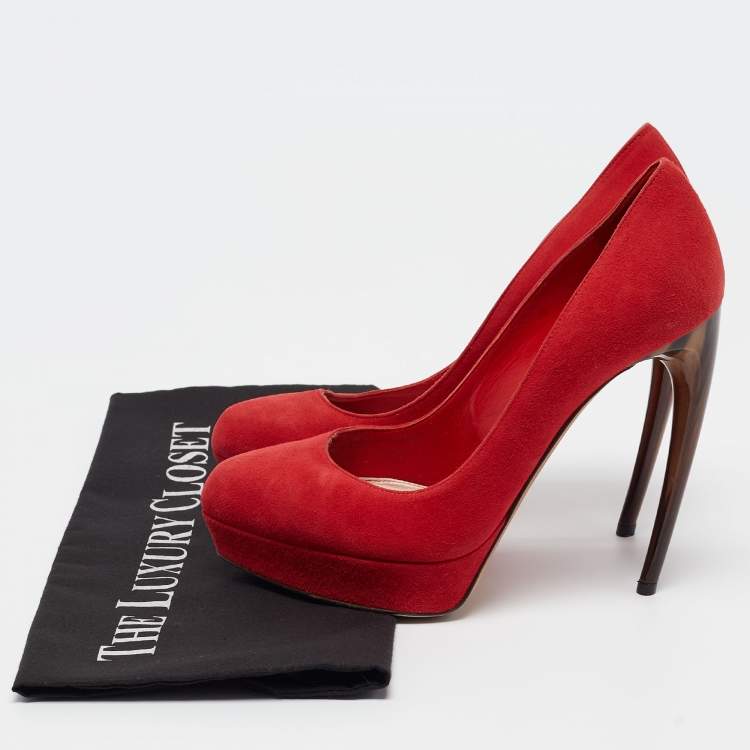 Pre Owned Alexander McQueen Red Suede Horn Heel Pumps Size 36
