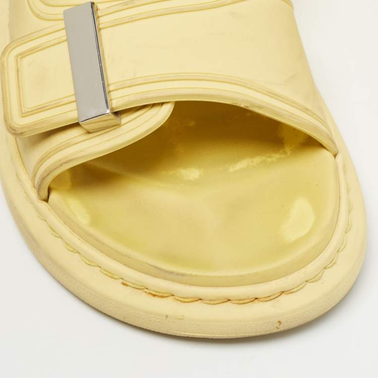 Pre Owned Alexander McQueen Yellow Rubber Hybrid Slides Size 38