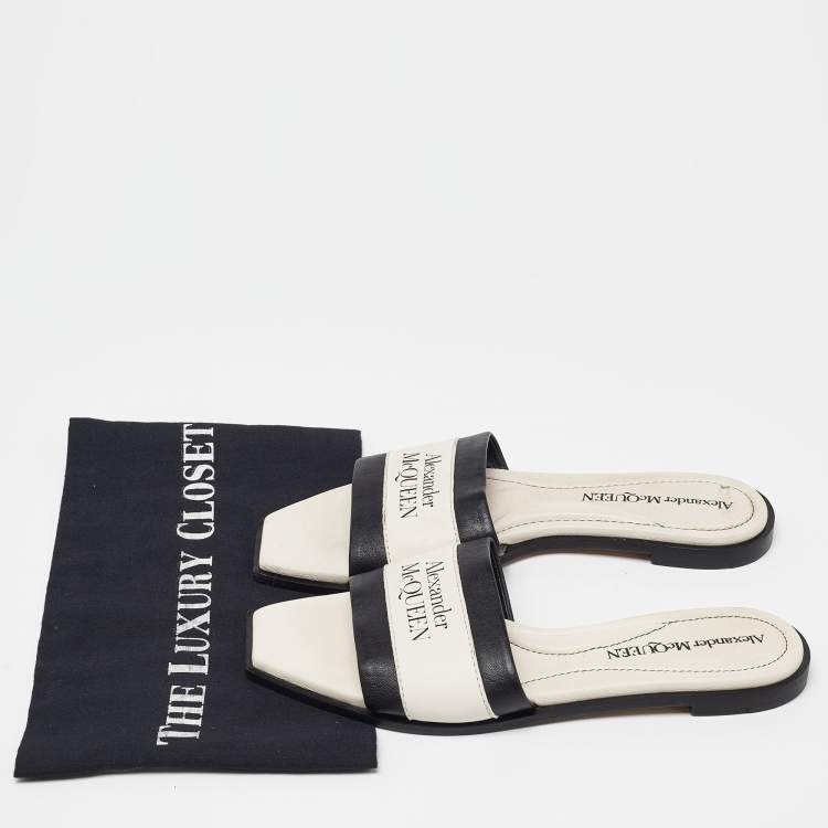 Pre Owned Alexander McQueen Ivory/Black Leather Flat Slides Size 37