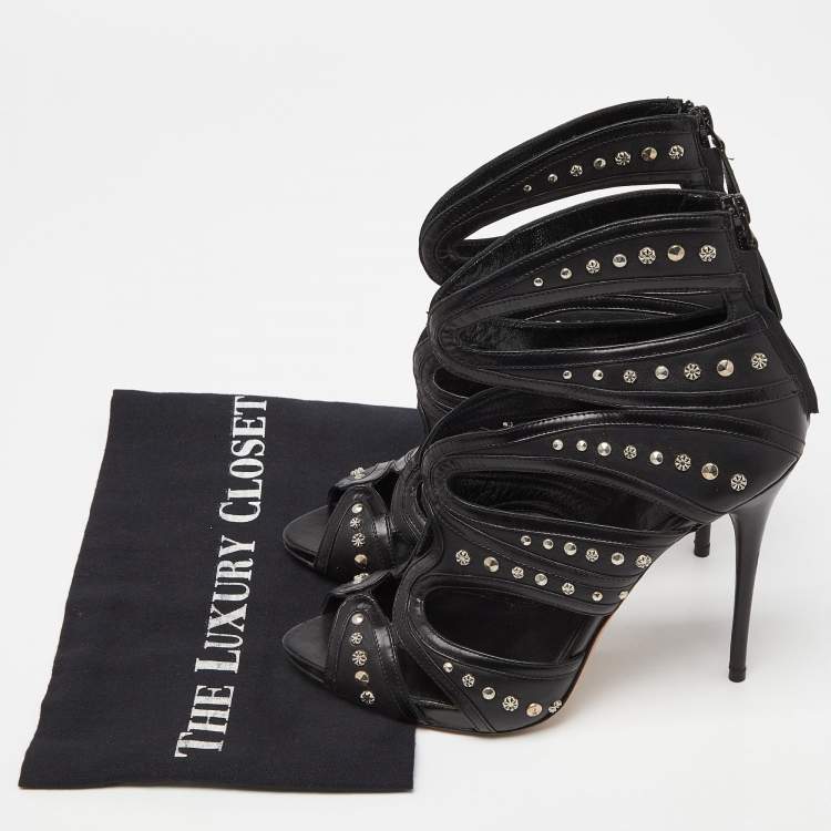 Pre Owned Alexander McQueen Black Leather Studded Strappy Sandals Size 38