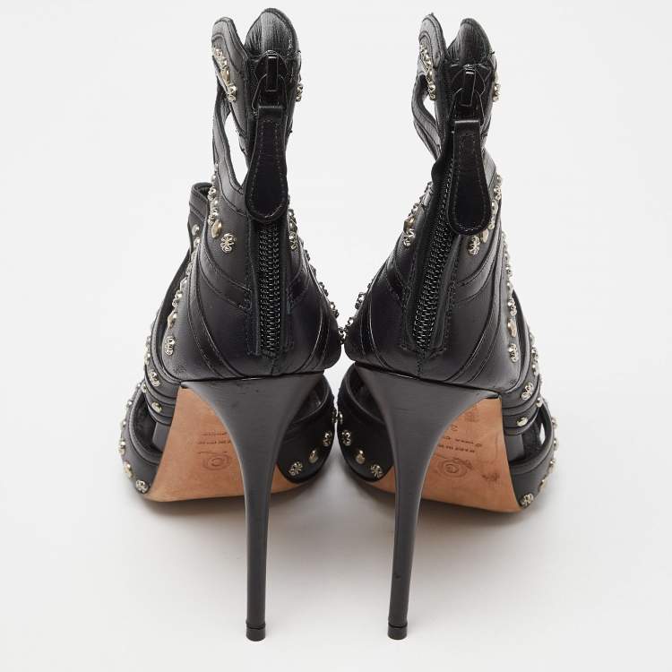 Pre Owned Alexander McQueen Black Leather Studded Strappy Sandals Size 38