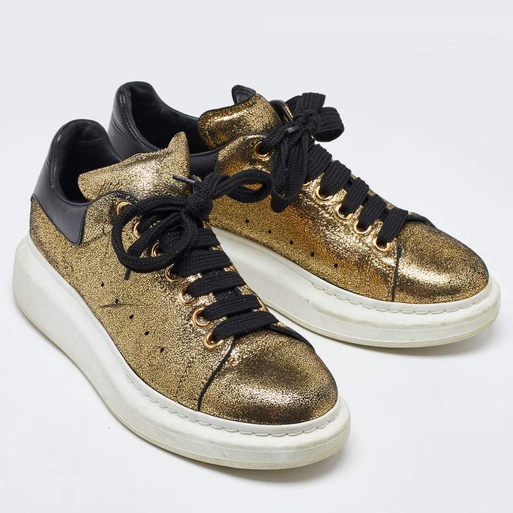 Pre Owned Alexander McQueen Gold/Black Foil Leather Oversized Low Top Sneakers Size 39