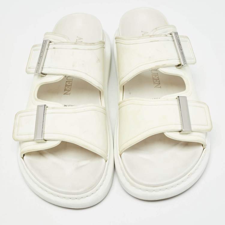 Pre Owned Alexander McQueen White Rubber Birke Buckle Slide Flats Size 37