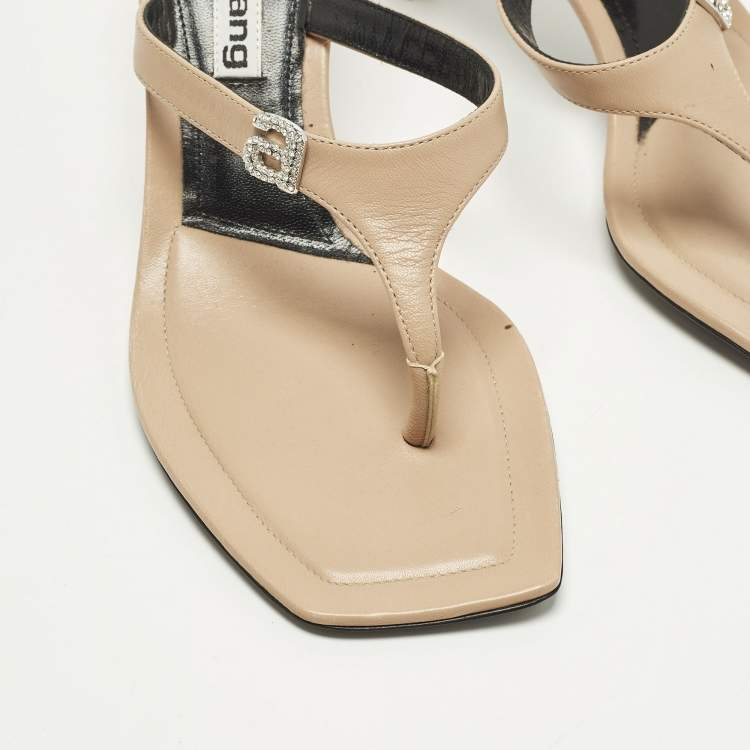 Pre Owned Alexander Wang ivy 65 Size 37 Beige Leather Thong Sandals