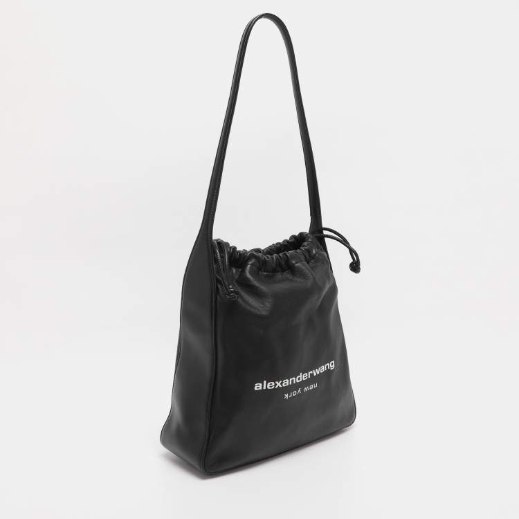 Pre Owned Alexander Wang Black Leather Ryan Drawstring Hobo