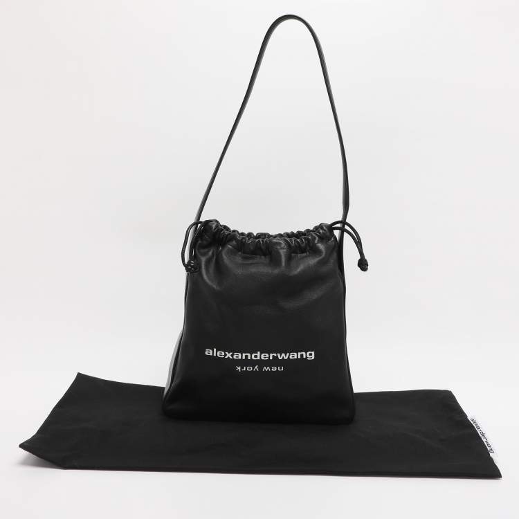 Pre Owned Alexander Wang Black Leather Ryan Drawstring Hobo