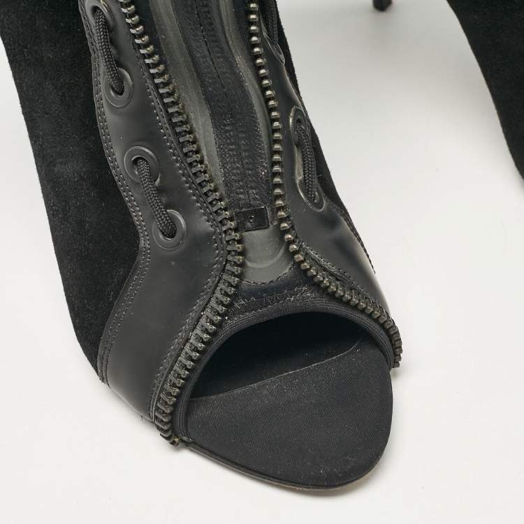 Pre Owned Alexander Wang x H&M Black Leather and Suede Scuba Ankle Length Boots 39