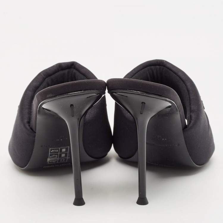 Pre Owned Alexander Wang Black Fabric Slide Sandals Size 38