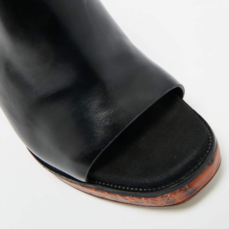Pre Owned Alexander Wang Black Leather and Ostrich Leather Ankle Strap Sandals Size 37