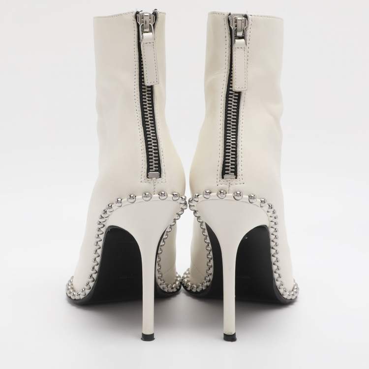 مملوكة مسبقًا Alexander Wang Eri Size 36 White Leather Ankle Length Boots